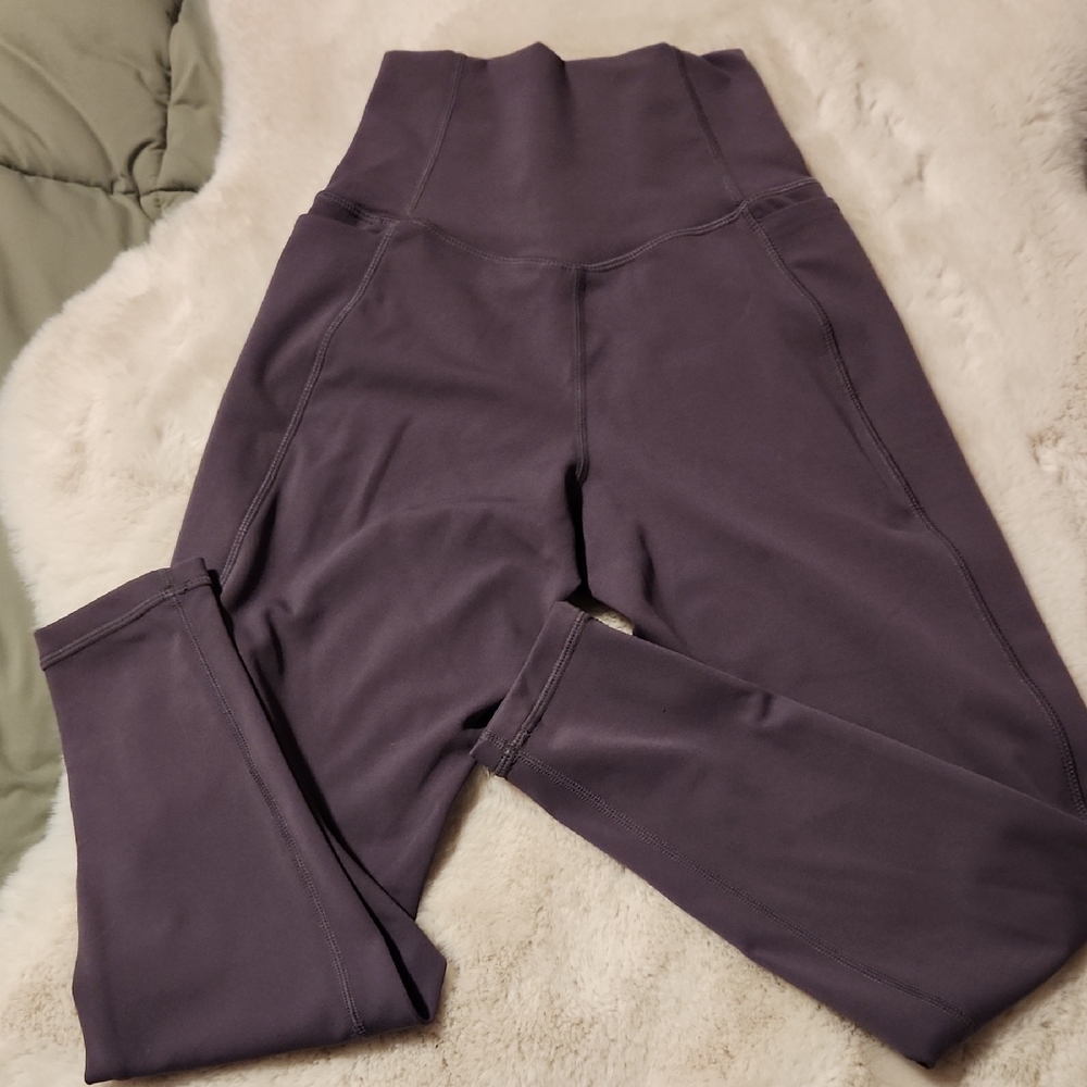 P'tula Yvette Pocket Leggings NWOT